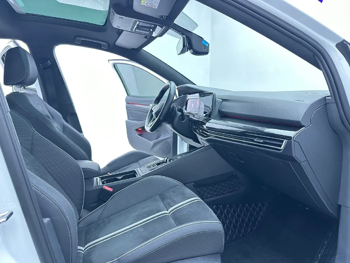 2021 Volkswagen Golf 1.4T 150HP L4 7DCT,autocango,china used car exporter,china ev exporter,chinese used car exporter,chinese used ev exporter