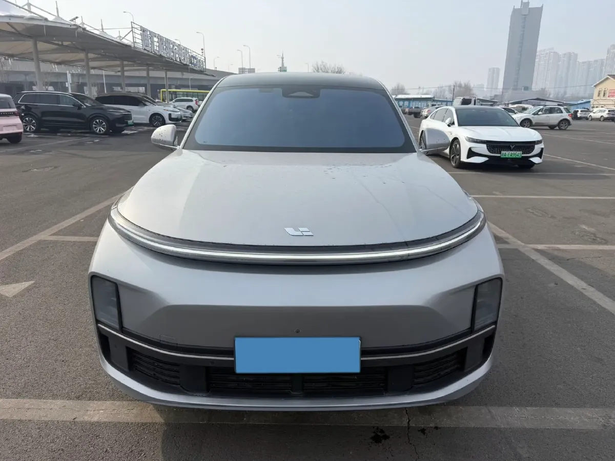 2023 Li L7 Range Extended 154HP REEV 40.9KWH,autocango,china used car exporter,china ev exporter,chinese used car exporter,chinese used ev exporter