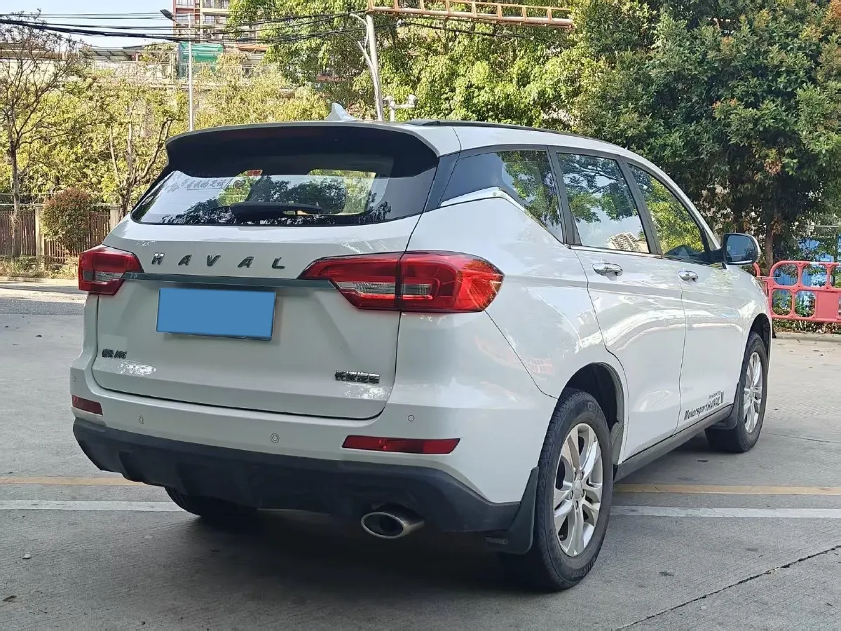 2019 Haval M6 1.5T 150HP L4 7DCT,autocango,china used car exporter,china ev exporter,chinese used car exporter,chinese used ev exporter
