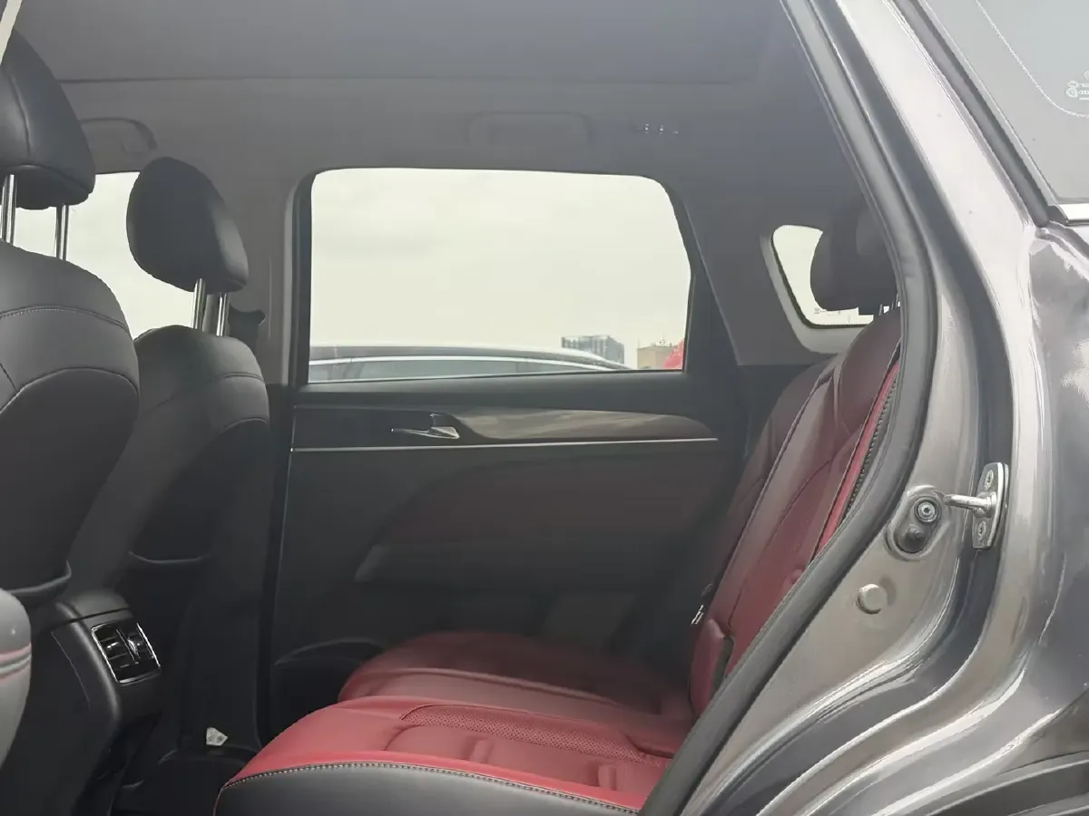 2022 GAC Trumpchi GS4 Plus 1.5T 169HP L4 6AT,autocango,china used car exporter,china ev exporter,chinese used car exporter,chinese used ev exporter