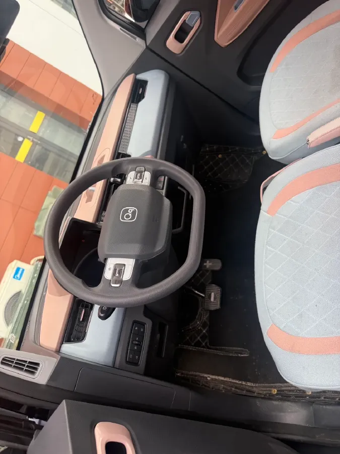 2025 Chery QQ Ice Cream BEV 13.98KWH,autocango,china used car exporter,china ev exporter,chinese used car exporter,chinese used ev exporter