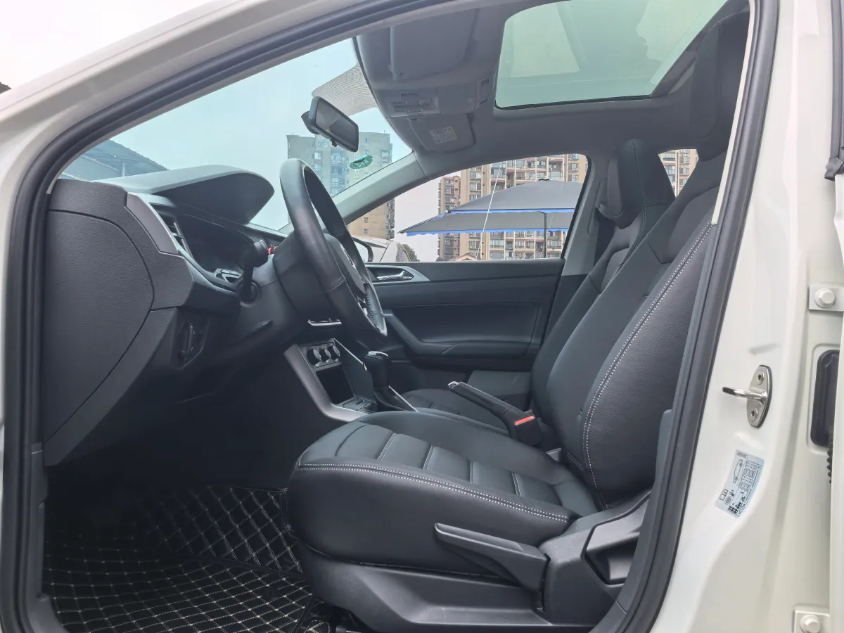 2019 Volkswagen Polo 1.5L 113HP L4 6AT,autocango,china used car exporter,china ev exporter,chinese used car exporter,chinese used ev exporter