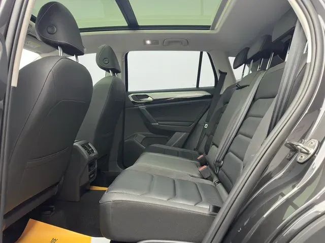 2022 Volkswagen Tayron 2.0T 186HP L4 7DCT,autocango,china used car exporter,china ev exporter,chinese used car exporter,chinese used ev exporter