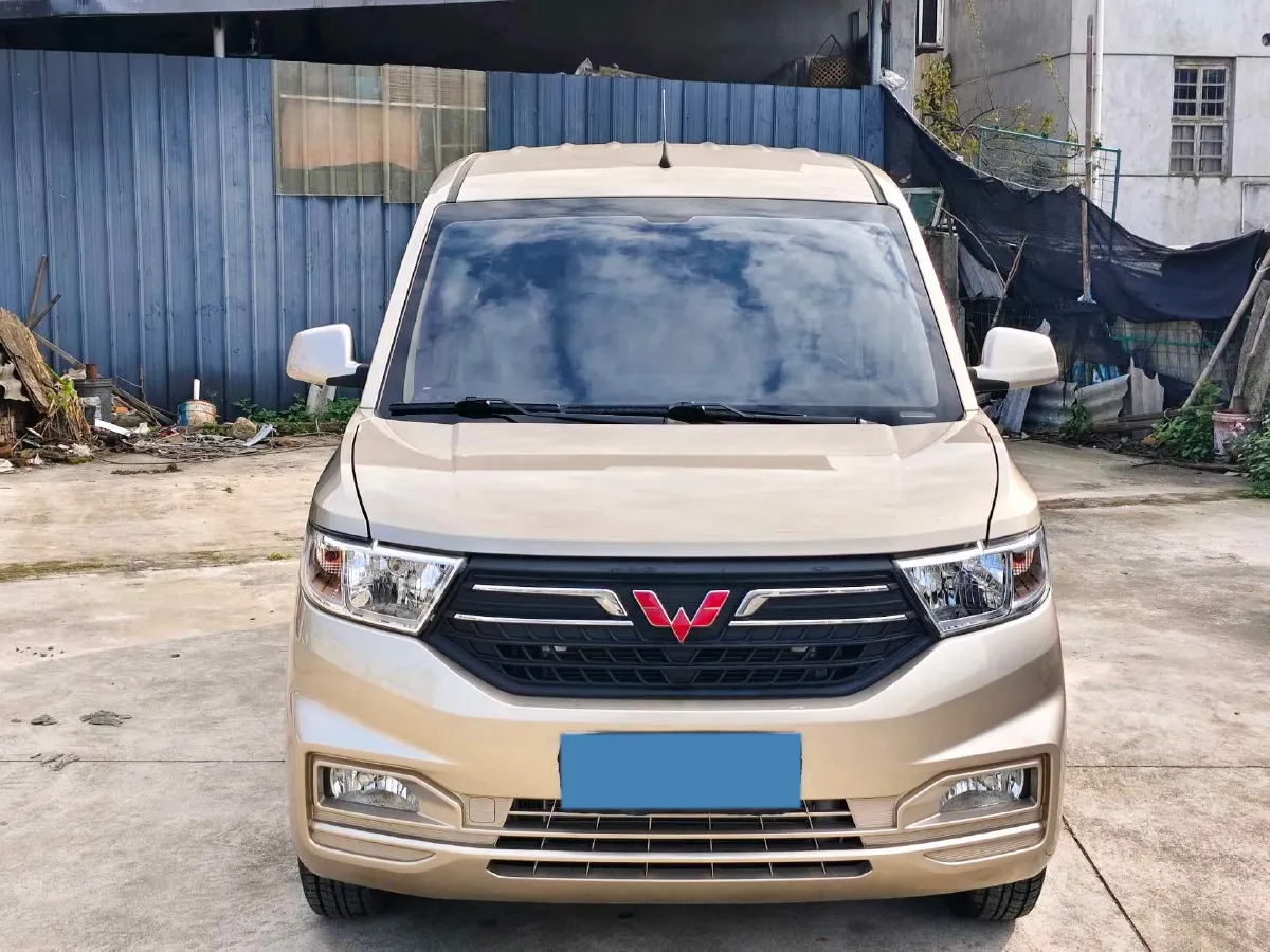 2022 JinBei Little Sea Lion X30 1.5L 102HP L4 5MT,autocango,china used car exporter,china ev exporter,chinese used car exporter,chinese used ev exporter