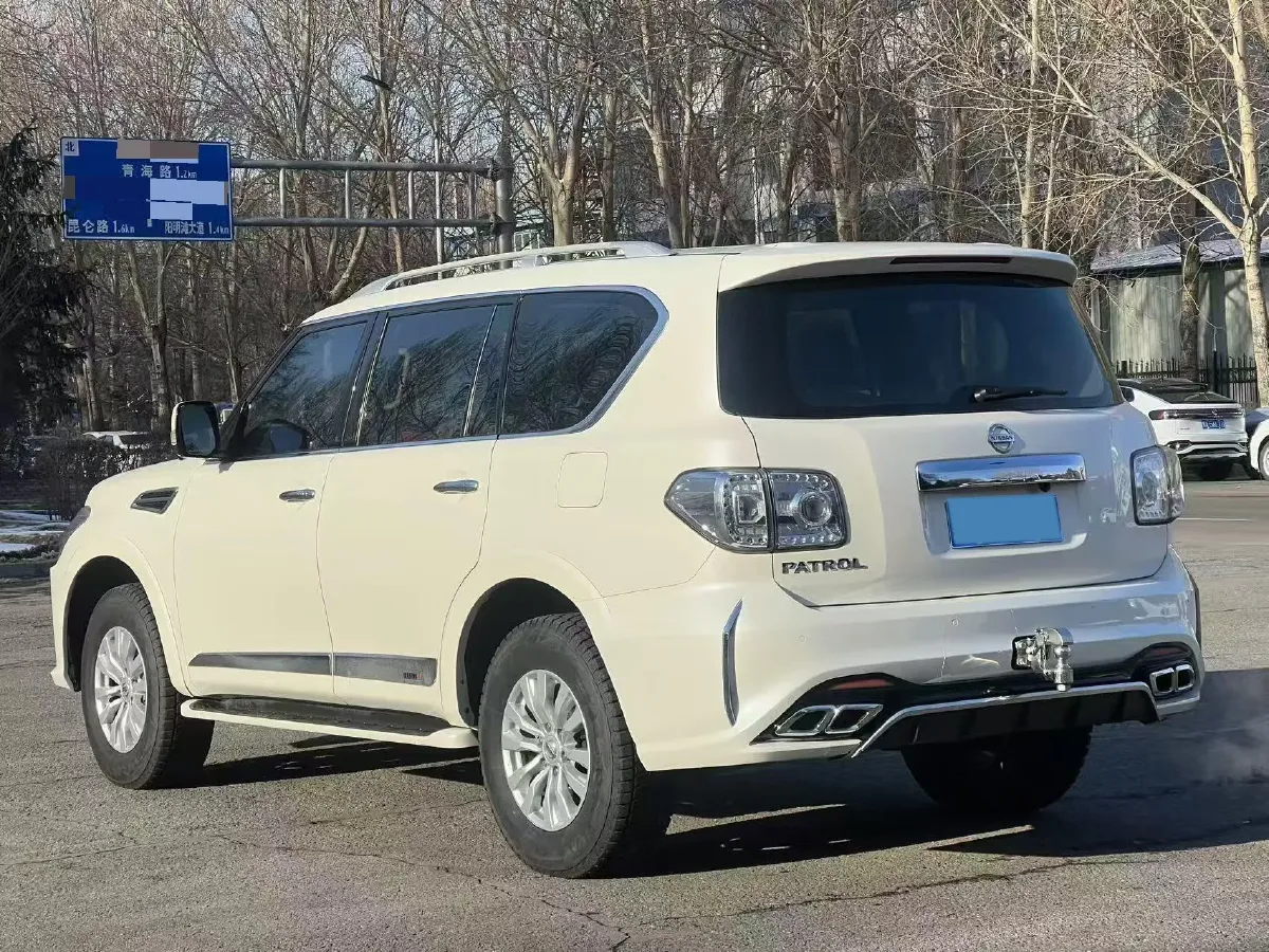 2018 Nissan Patrol 4.0L 279HP V6 7AT,autocango,china used car exporter,china ev exporter,chinese used car exporter,chinese used ev exporter