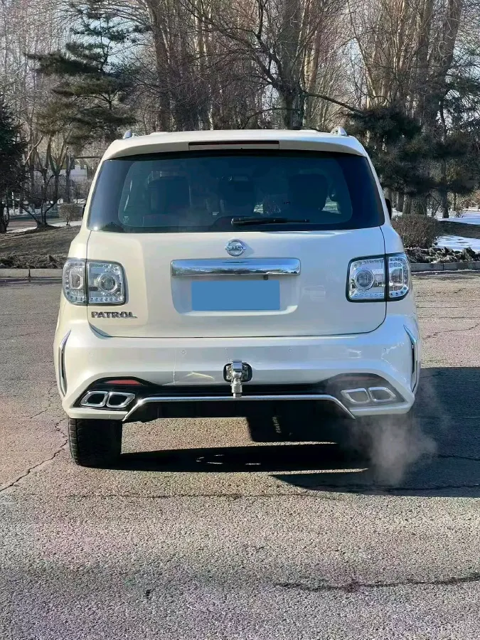 2018 Nissan Patrol 4.0L 279HP V6 7AT,autocango,china used car exporter,china ev exporter,chinese used car exporter,chinese used ev exporter