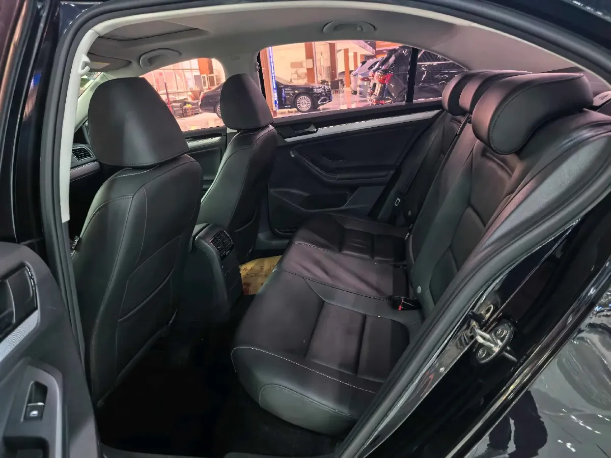 2017 Volkswagen Sagitar 1.2T 110HP L4 7DCT,autocango,china used car exporter,china ev exporter,chinese used car exporter,chinese used ev exporter