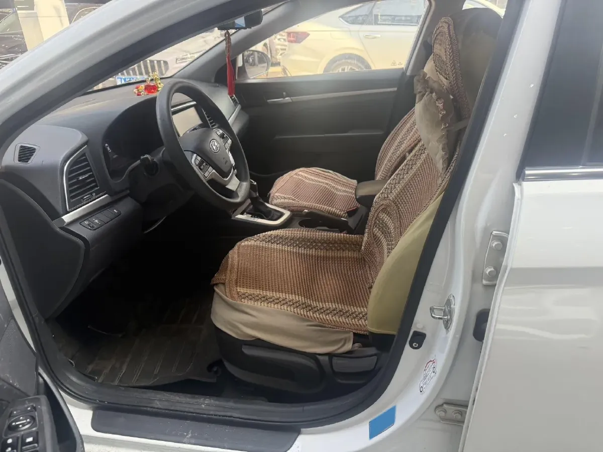 2016 Hyundai Elantra 1.6L 130HP L4 6AT,autocango,china used car exporter,china ev exporter,chinese used car exporter,chinese used ev exporter