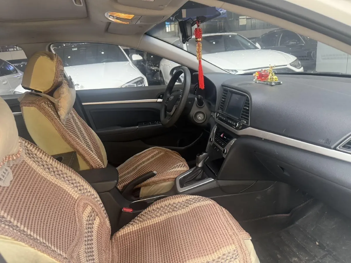 2016 Hyundai Elantra 1.6L 130HP L4 6AT,autocango,china used car exporter,china ev exporter,chinese used car exporter,chinese used ev exporter