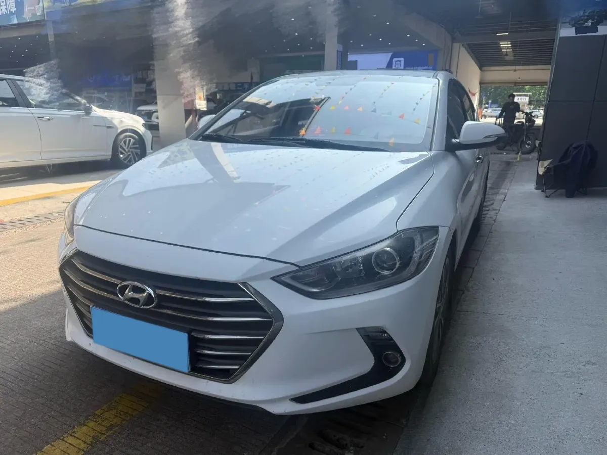 2016 Hyundai Elantra 1.6L 130HP L4 6AT,autocango,china used car exporter,china ev exporter,chinese used car exporter,chinese used ev exporter