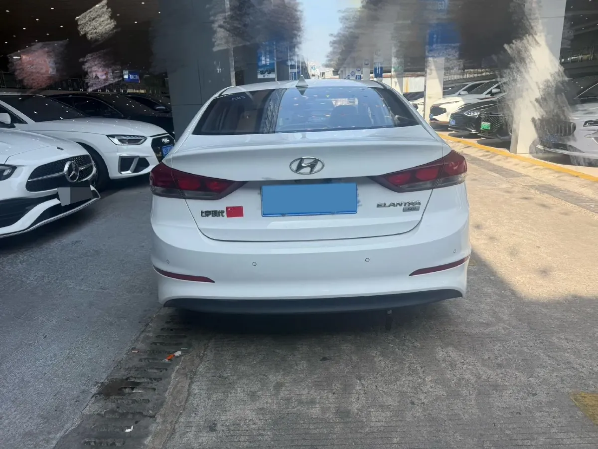 2016 Hyundai Elantra 1.6L 130HP L4 6AT,autocango,china used car exporter,china ev exporter,chinese used car exporter,chinese used ev exporter