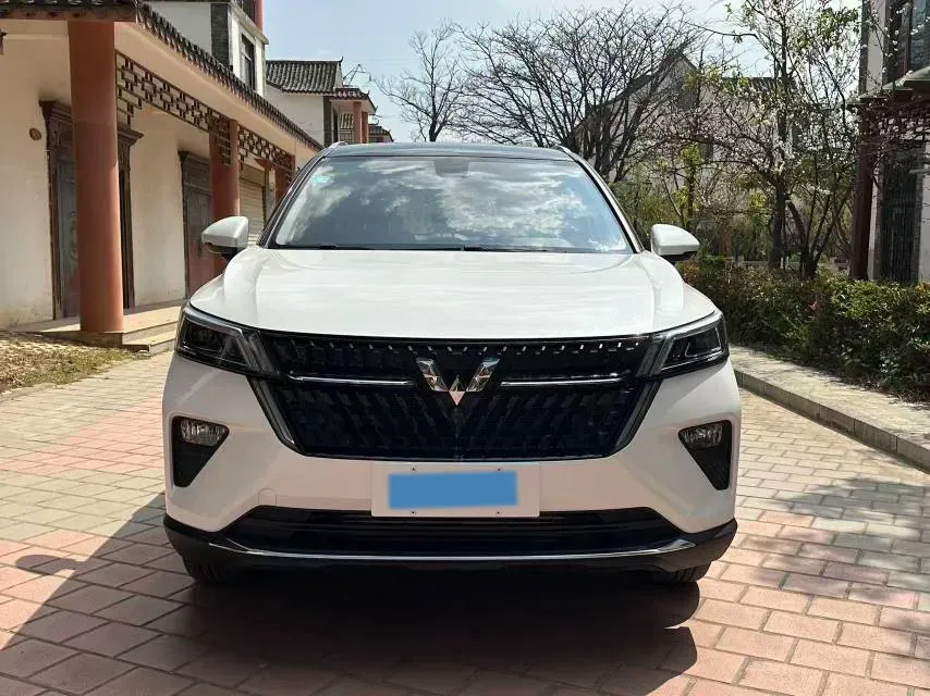 2021 WuLing XingChen 1.5T 147HP L4 CVT,autocango,china used car exporter,china ev exporter,chinese used car exporter,chinese used ev exporter
