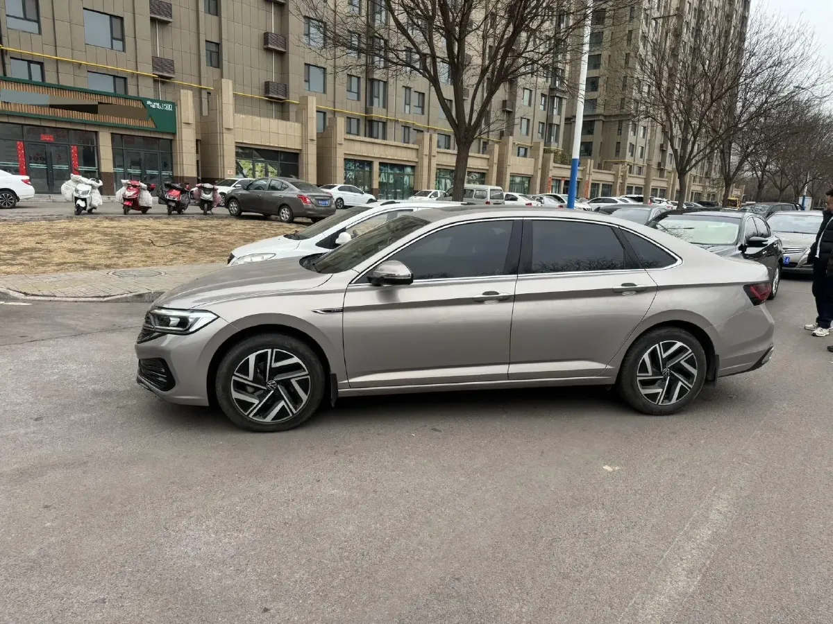 2023 Volkswagen Sagitar 1.4T 150HP L4 7DCT,autocango,china used car exporter,china ev exporter,chinese used car exporter,chinese used ev exporter