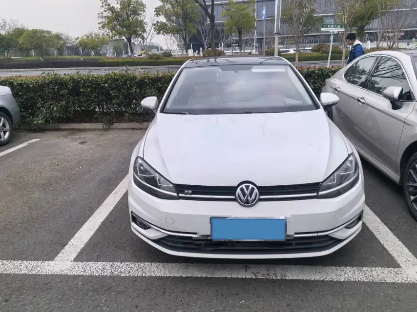 2018 Volkswagen Golf 1.6L 110HP L4 6AT,autocango,china used car exporter,china ev exporter,chinese used car exporter,chinese used ev exporter