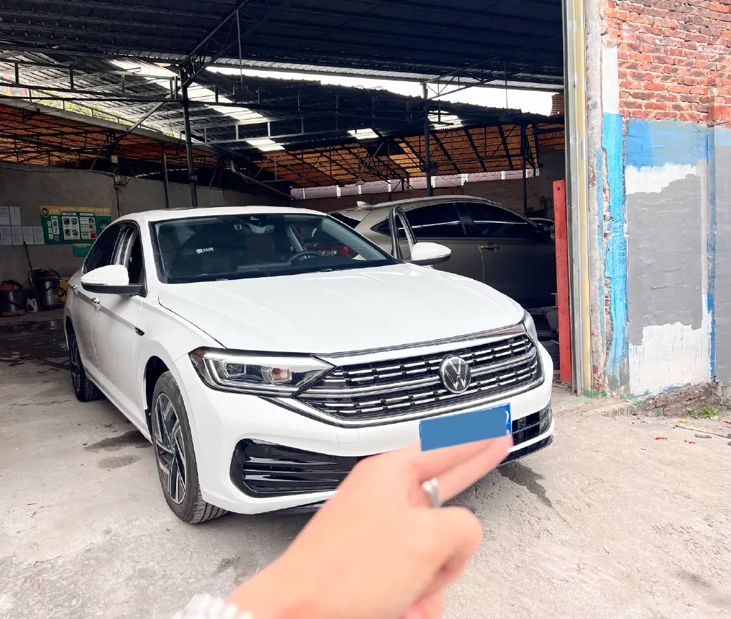 2023 Volkswagen Sagitar 1.4T 150HP L4 7DCT,autocango,china used car exporter,china ev exporter,chinese used car exporter,chinese used ev exporter