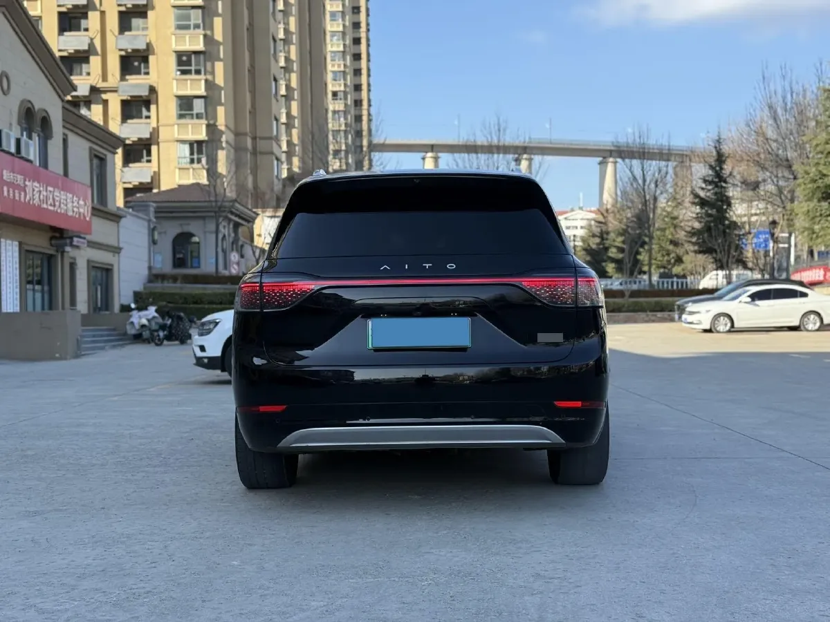 2024 AITO AITO M9 1.5T 152HP L4 REEV 42KWH,autocango,china used car exporter,china ev exporter,chinese used car exporter,chinese used ev exporter