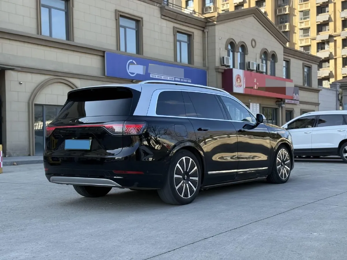 2024 AITO AITO M9 1.5T 152HP L4 REEV 42KWH,autocango,china used car exporter,china ev exporter,chinese used car exporter,chinese used ev exporter