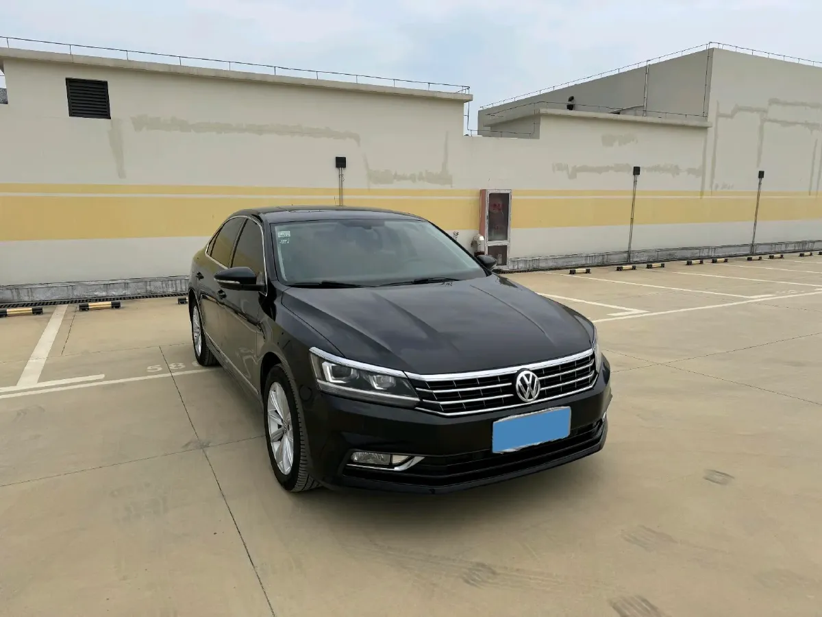 2016 Volkswagen Passat 1.8T 180HP L4 7DCT,autocango,china used car exporter,china ev exporter,chinese used car exporter,chinese used ev exporter