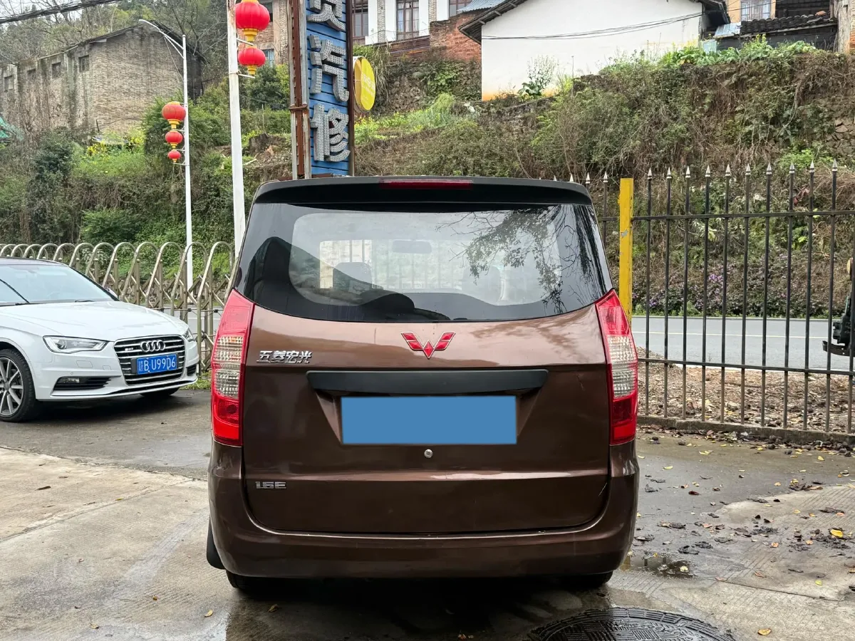 2015 WuLing HongGuang 1.5L 112HP L4 5MT,autocango,china used car exporter,china ev exporter,chinese used car exporter,chinese used ev exporter