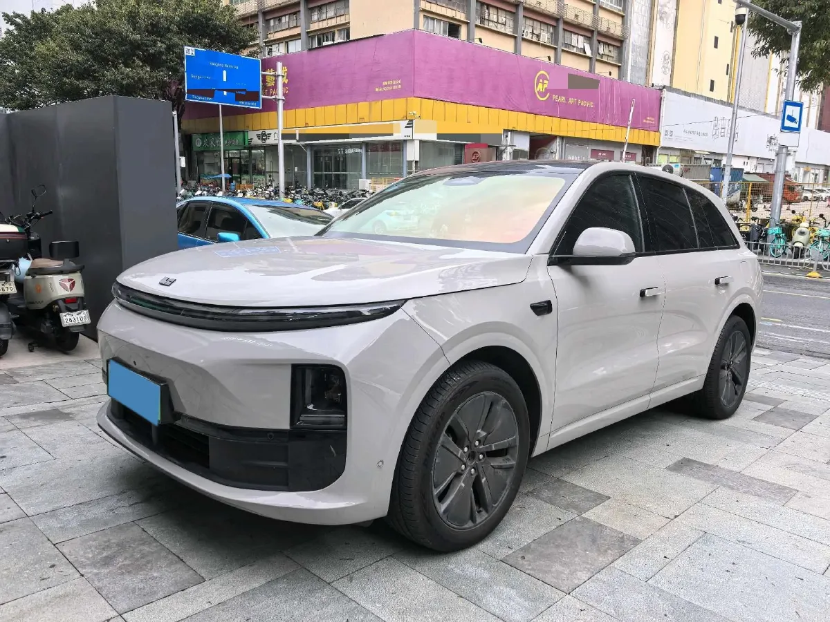 2024 Li L6 Range Extended 154HP L4 REEV 36.8KWH,autocango,china used car exporter,china ev exporter,chinese used car exporter,chinese used ev exporter