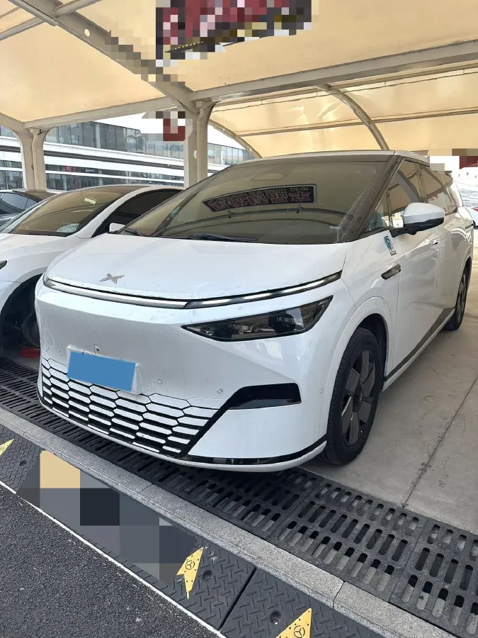 2024 Xpeng X9 BEV 101.5KWH,autocango,china used car exporter,china ev exporter,chinese used car exporter,chinese used ev exporter