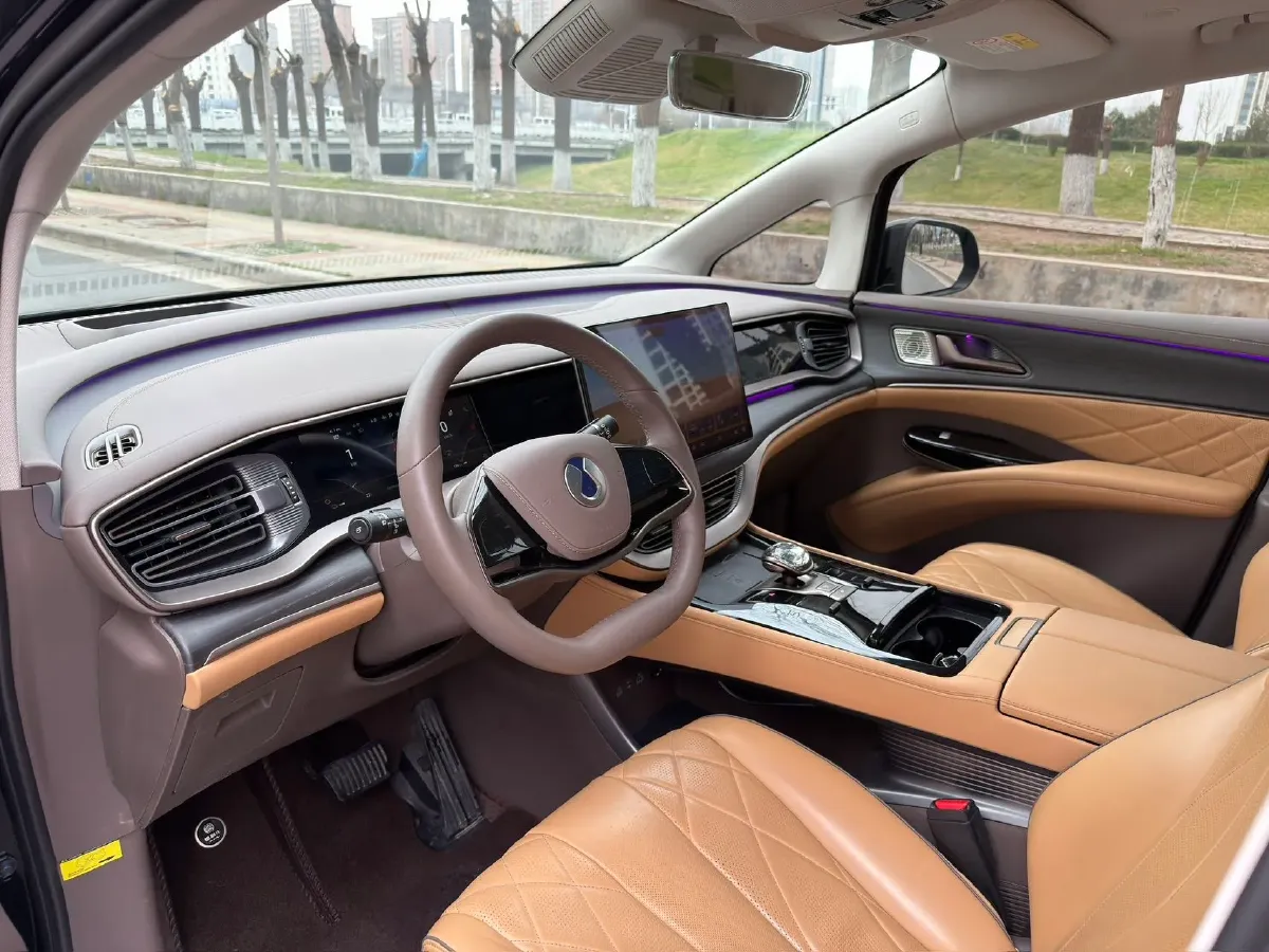 2022 Mercedes-Benz GLC Class 2.0T 197HP L4 9AT,autocango,china used car exporter,china ev exporter,chinese used car exporter,chinese used ev exporter