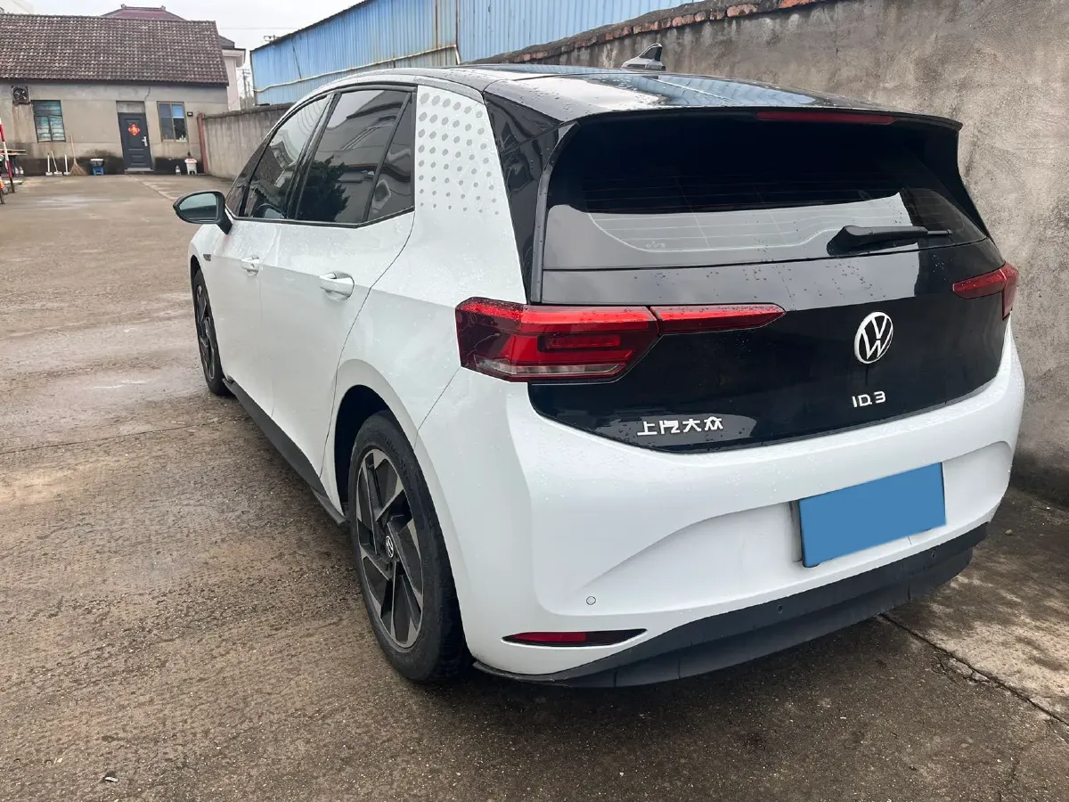 2023 Volkswagen ID.3 BEV 52.8KWH,autocango,china used car exporter,china ev exporter,chinese used car exporter,chinese used ev exporter