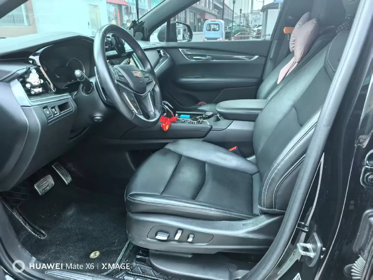 2022 Cadillac XT5 2.0T 237HP L4 9AT,autocango,china used car exporter,china ev exporter,chinese used car exporter,chinese used ev exporter