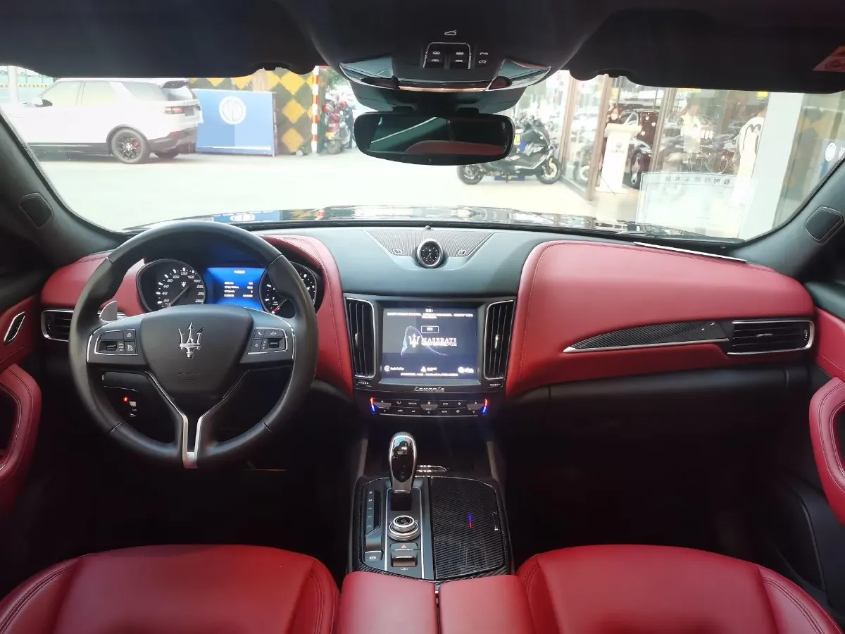 2018 Maserati Levante 3.0T 350HP V6 8AT,autocango,china used car exporter,china ev exporter,chinese used car exporter,chinese used ev exporter