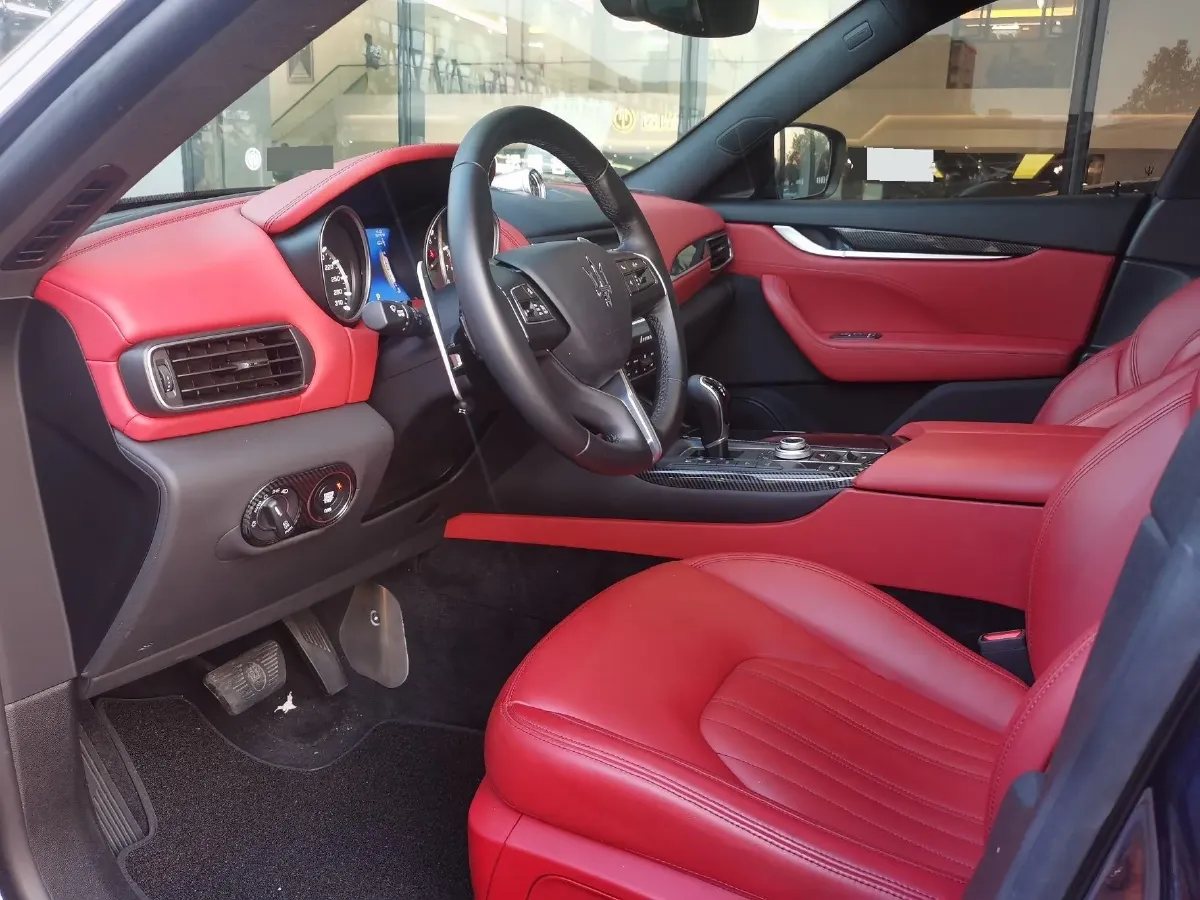 2018 Maserati Levante 3.0T 350HP V6 8AT,autocango,china used car exporter,china ev exporter,chinese used car exporter,chinese used ev exporter