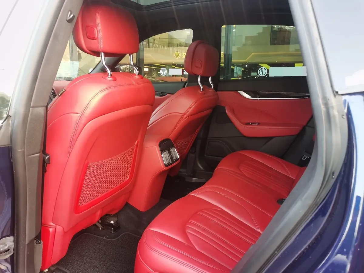 2018 Maserati Levante 3.0T 350HP V6 8AT,autocango,china used car exporter,china ev exporter,chinese used car exporter,chinese used ev exporter