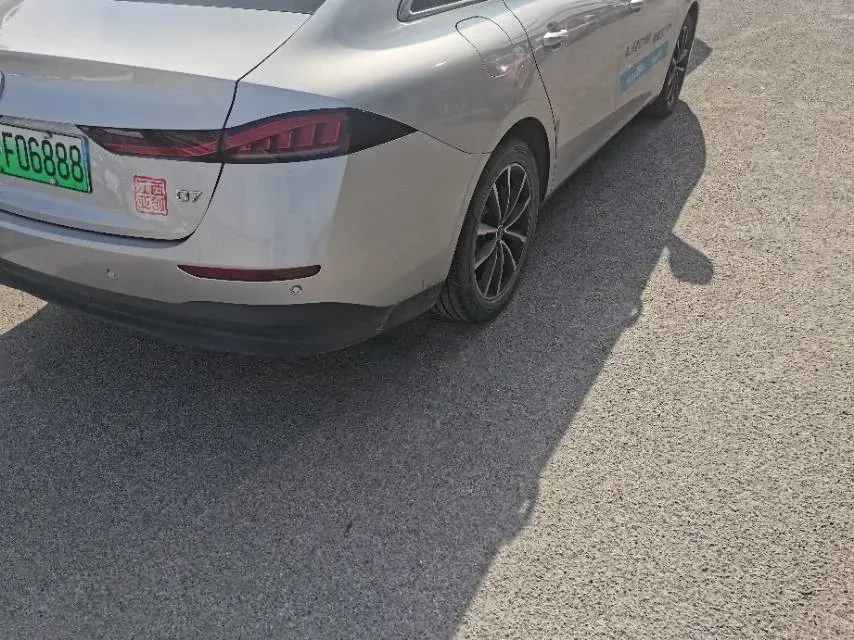 2025 Roewe D7 1.5L 112HP L4 1DHT PHEV 19.7KWH,autocango,china used car exporter,china ev exporter,chinese used car exporter,chinese used ev exporter