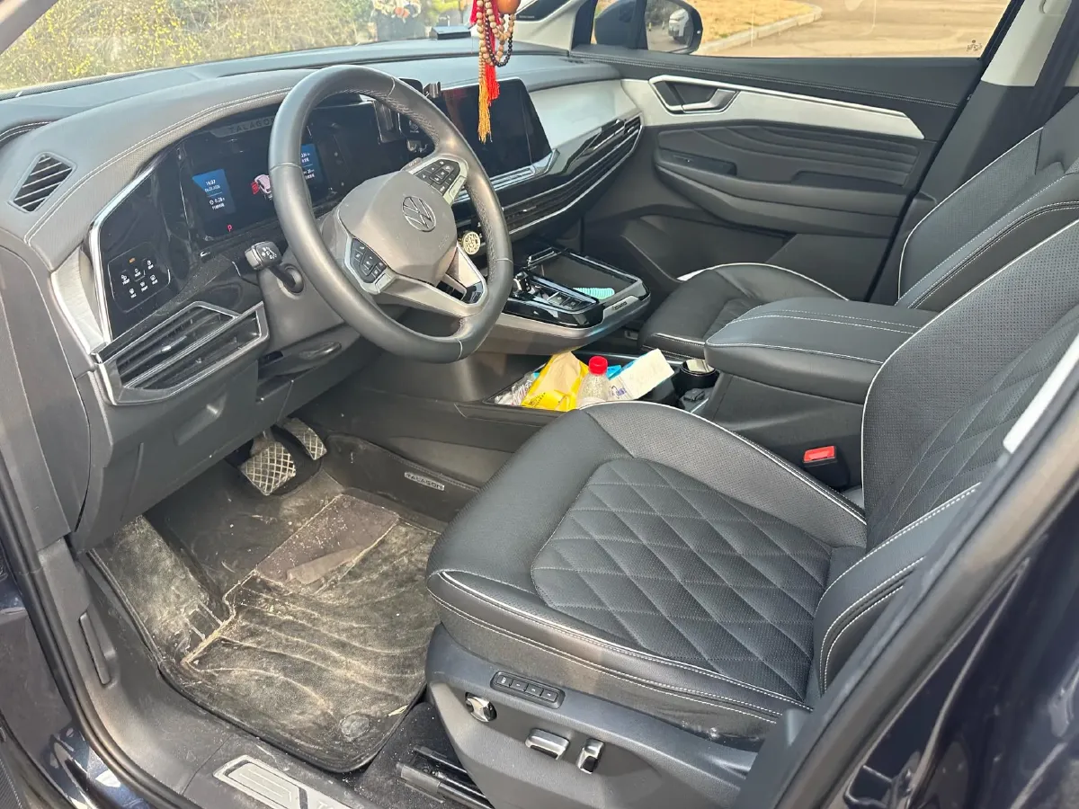 2023 Volkswagen Talagon 2.5T 299HP V6 7DCT,autocango,china used car exporter,china ev exporter,chinese used car exporter,chinese used ev exporter