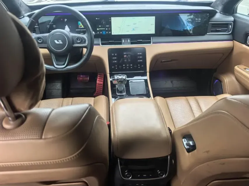 2020 Li ONE Range Extended 131HP REEV 40.5KWH,autocango,china used car exporter,china ev exporter,chinese used car exporter,chinese used ev exporter