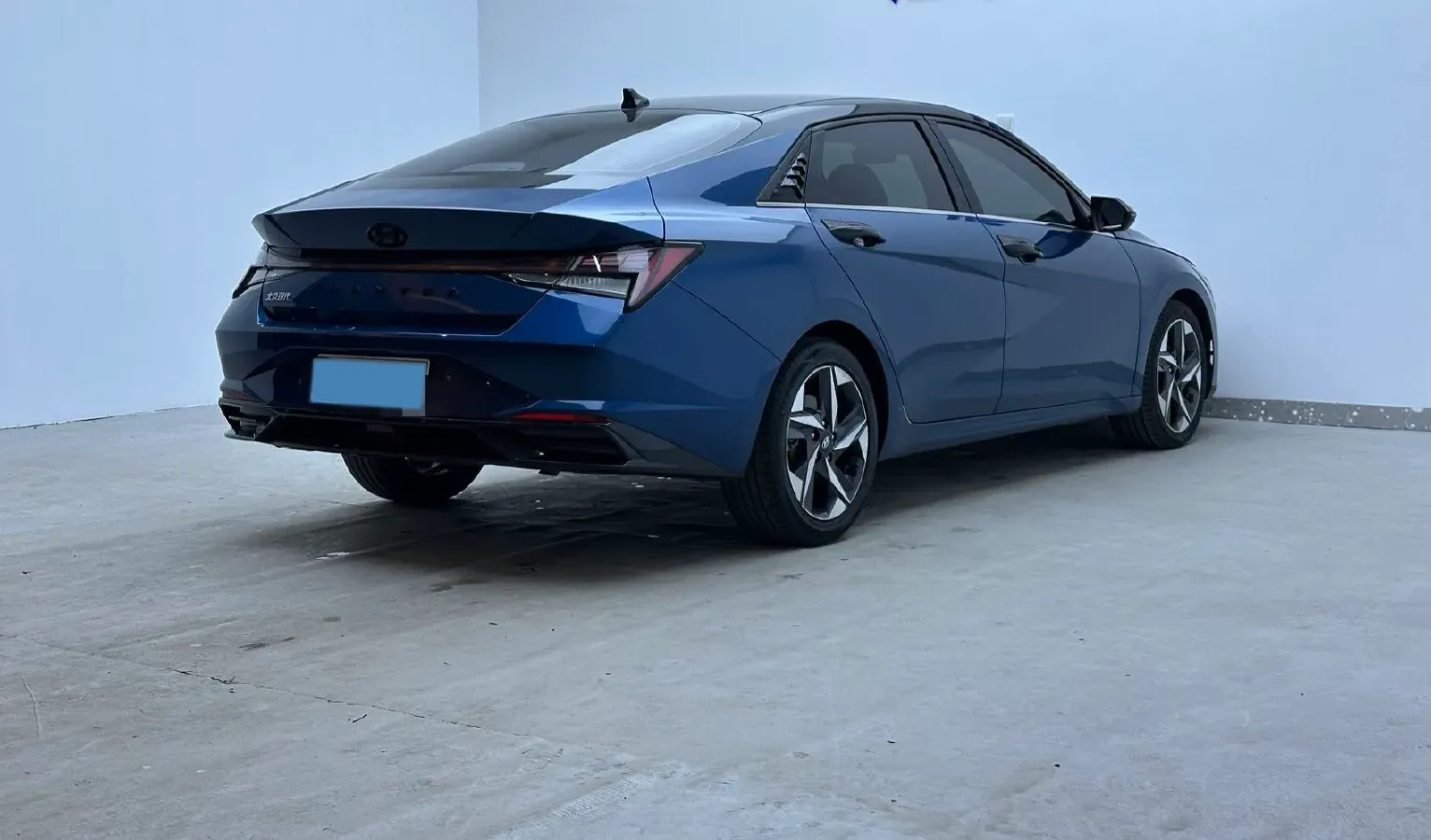 2022 Hyundai Elantra 1.5L 115HP L4 CVT,autocango,china used car exporter,china ev exporter,chinese used car exporter,chinese used ev exporter