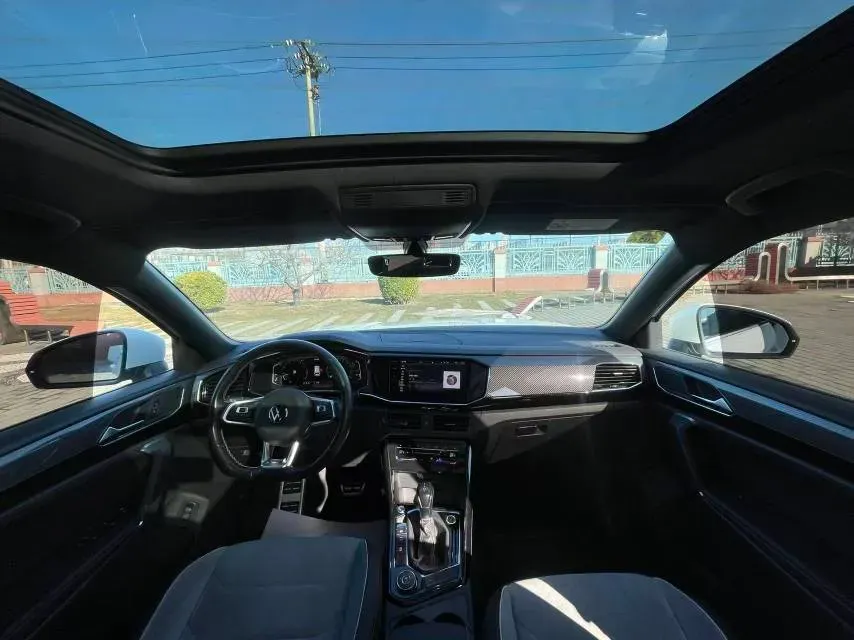 2021 Volkswagen Tayron 2.0T 220HP L4 7DCT,autocango,china used car exporter,china ev exporter,chinese used car exporter,chinese used ev exporter