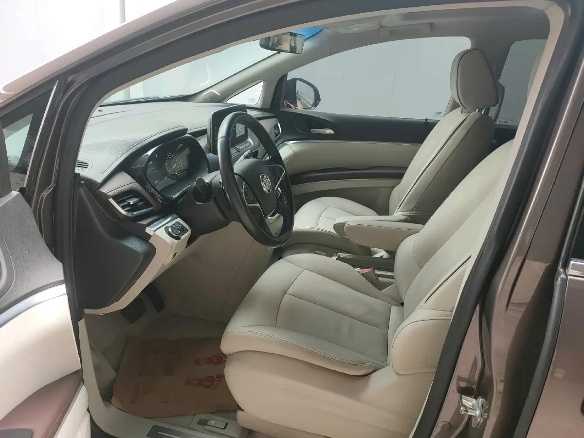 2021 Buick GL8 2.0T 237HP L4 9AT,autocango,china used car exporter,china ev exporter,chinese used car exporter,chinese used ev exporter