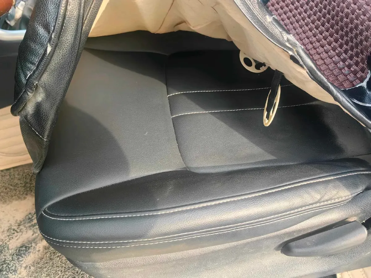 2022 Isuzu RE-MAX Jim 2.8T 120HP L4 5MT,autocango,china used car exporter,china ev exporter,chinese used car exporter,chinese used ev exporter