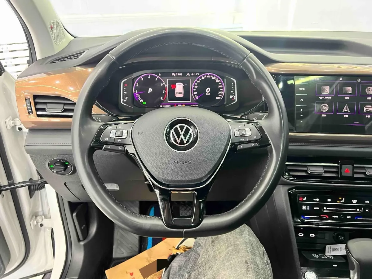 2022 Volkswagen Tharu 1.4T 150HP L4 7DCT,autocango,china used car exporter,china ev exporter,chinese used car exporter,chinese used ev exporter