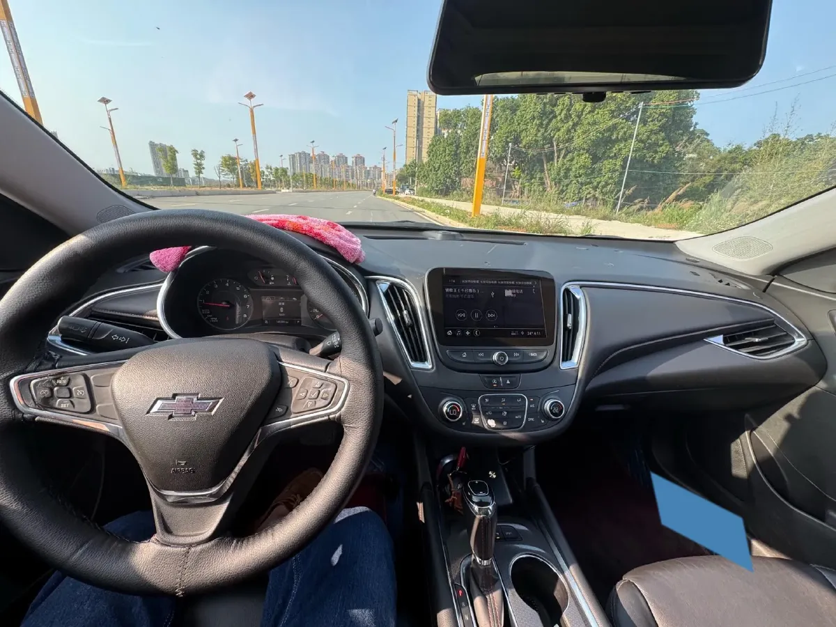 2019 Chevrolet Malibu XL 2.0T 241HP L4 9AT,autocango,china used car exporter,china ev exporter,chinese used car exporter,chinese used ev exporter