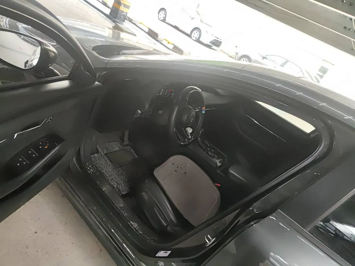 2020 Mazda 3 Axela 2.0L 158HP L4 6AT,autocango,china used car exporter,china ev exporter,chinese used car exporter,chinese used ev exporter