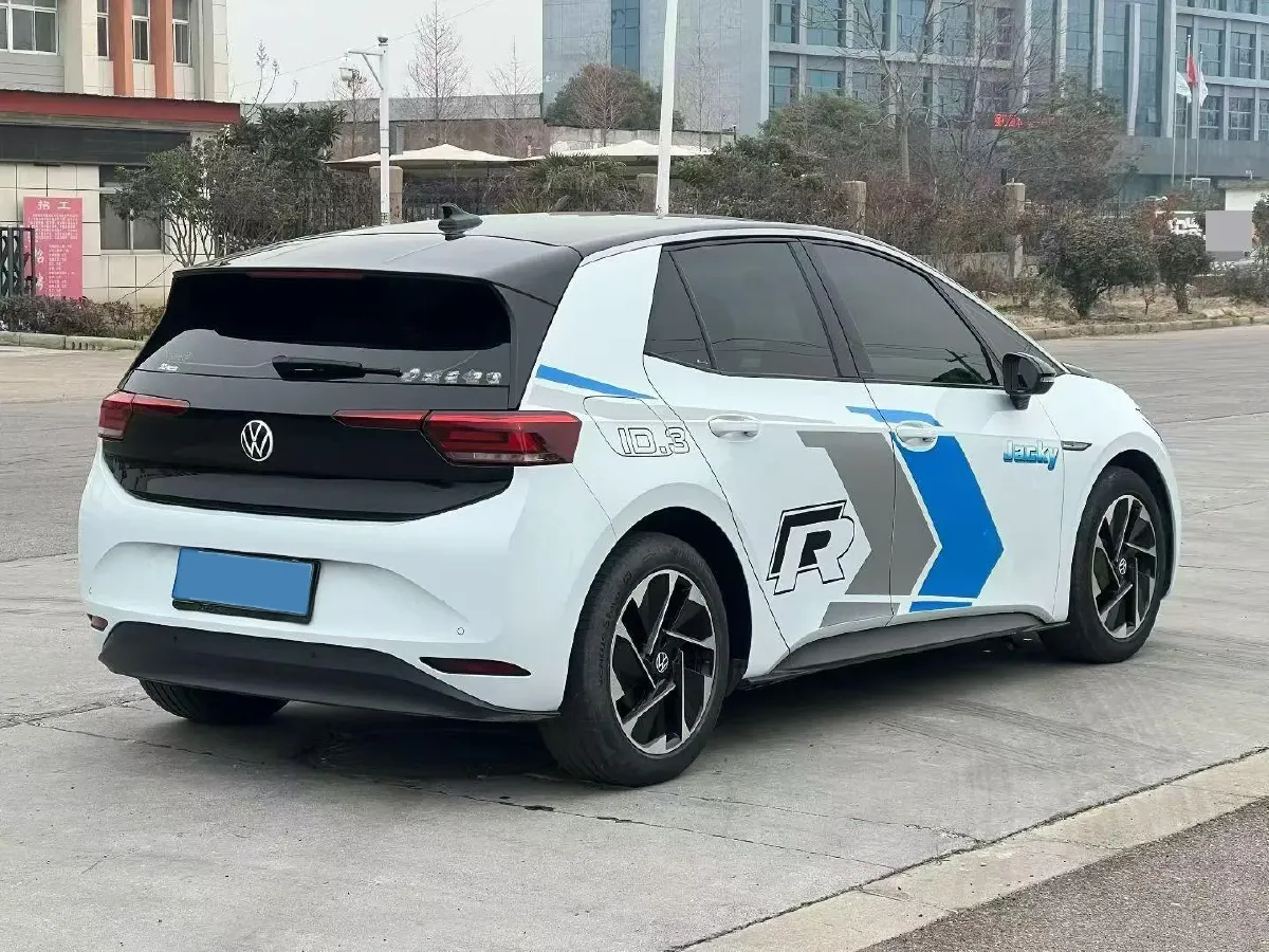 2023 Volkswagen ID.3 BEV 52.8KWH,autocango,china used car exporter,china ev exporter,chinese used car exporter,chinese used ev exporter