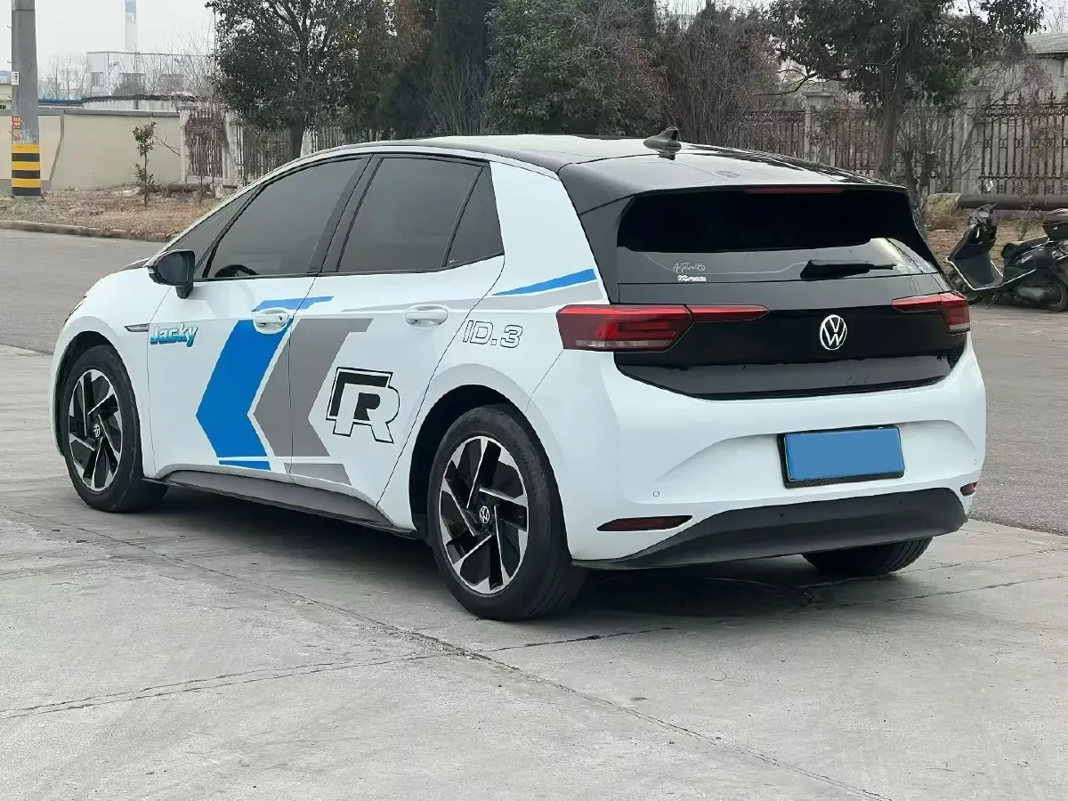 2023 Volkswagen ID.3 BEV 52.8KWH,autocango,china used car exporter,china ev exporter,chinese used car exporter,chinese used ev exporter