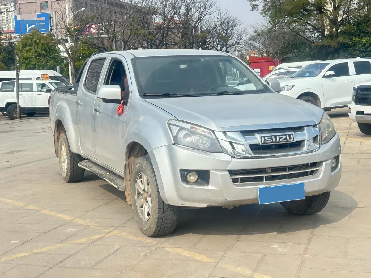 2020 Isuzu LingTuo 2.5T 150HP L4 6MT,autocango,china used car exporter,china ev exporter,chinese used car exporter,chinese used ev exporter