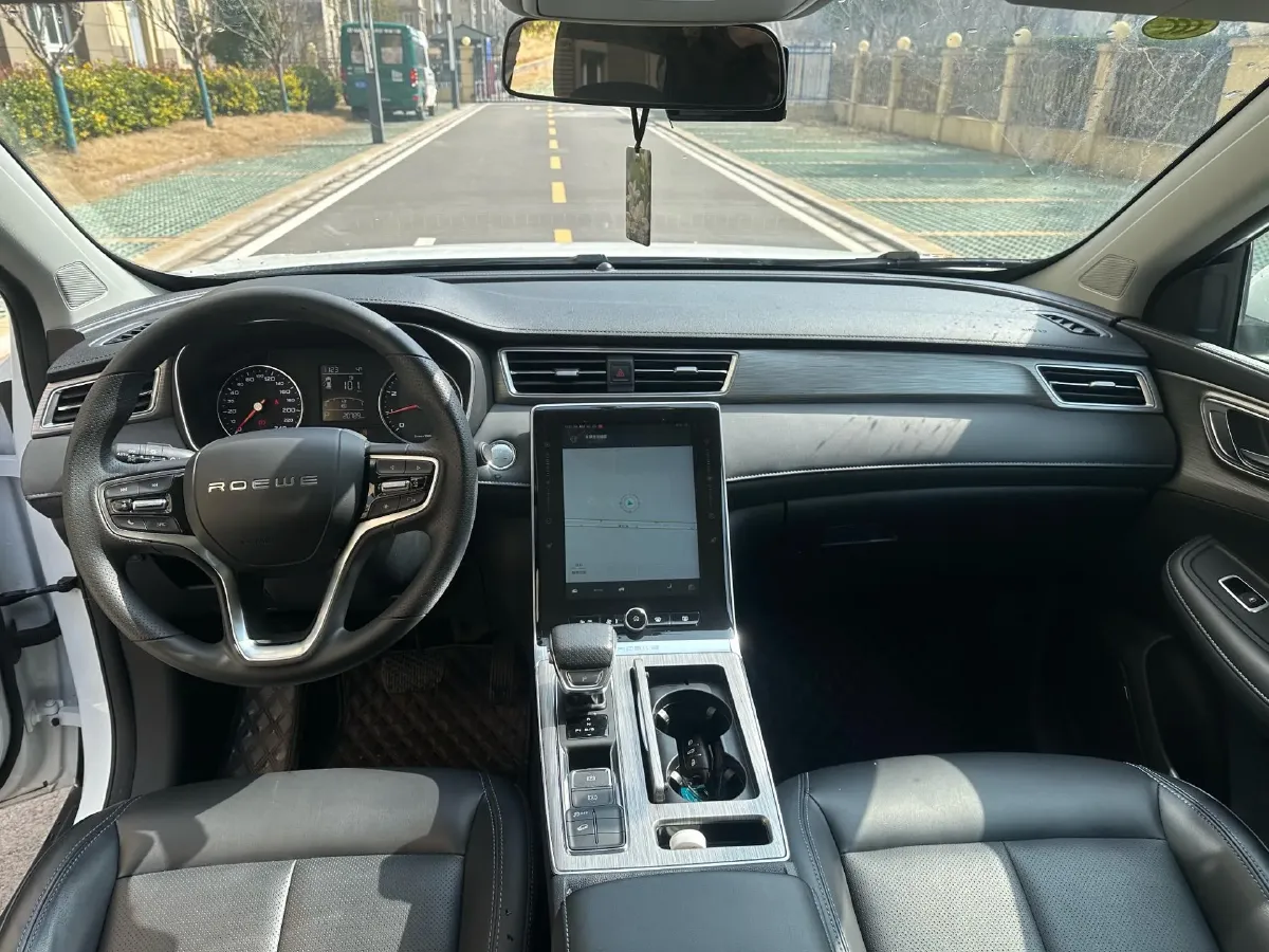 2022 Roewe RX5 1.5T 181HP L4 6MT,autocango,china used car exporter,china ev exporter,chinese used car exporter,chinese used ev exporter