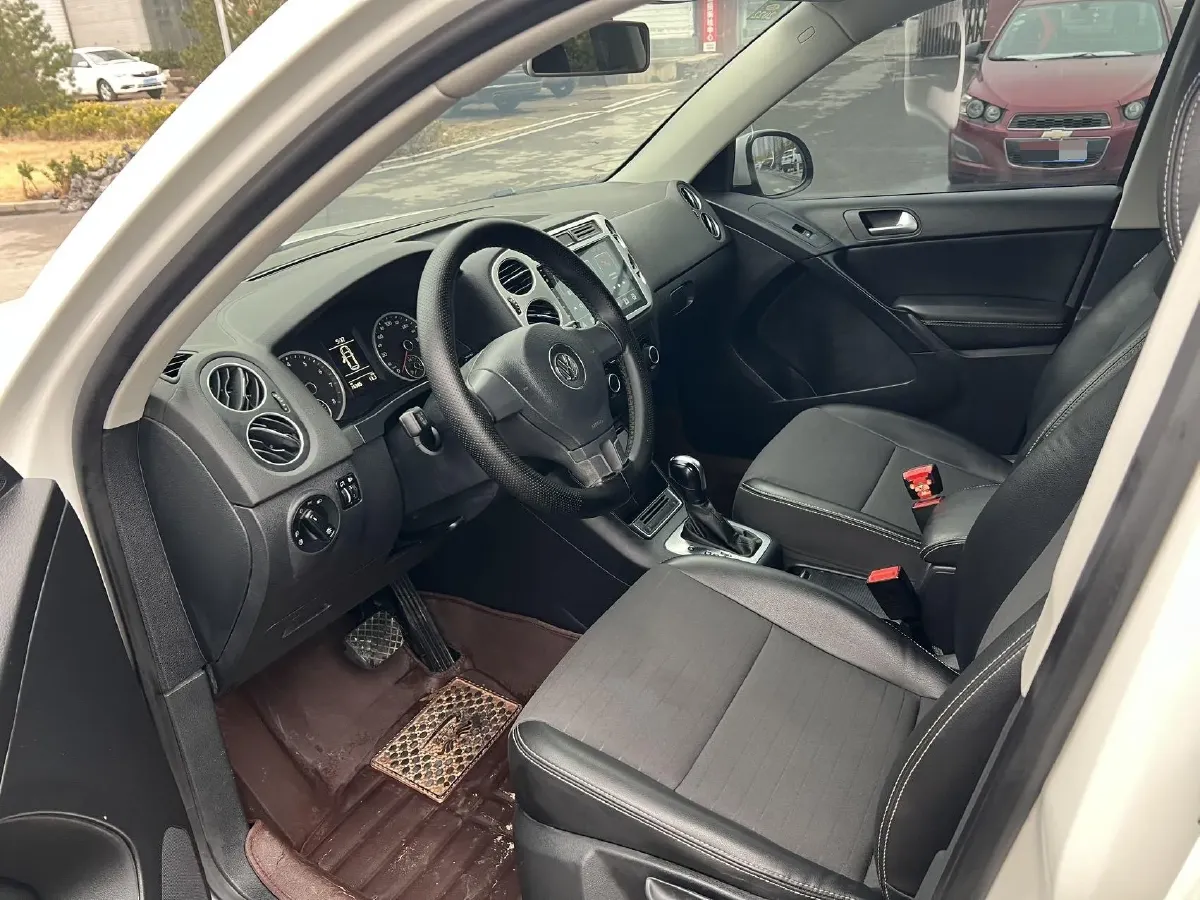 2017 MAXUS T60 2.0T 224HP L4 6AT,autocango,china used car exporter,china ev exporter,chinese used car exporter,chinese used ev exporter