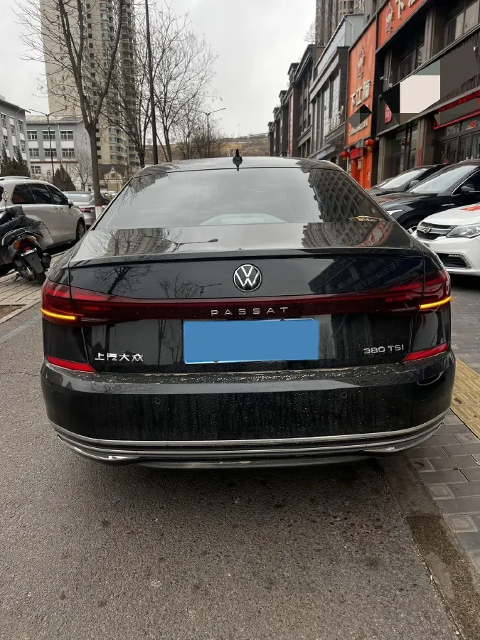 2022 Volkswagen Passat 2.0T 220HP L4 7DCT,autocango,china used car exporter,china ev exporter,chinese used car exporter,chinese used ev exporter