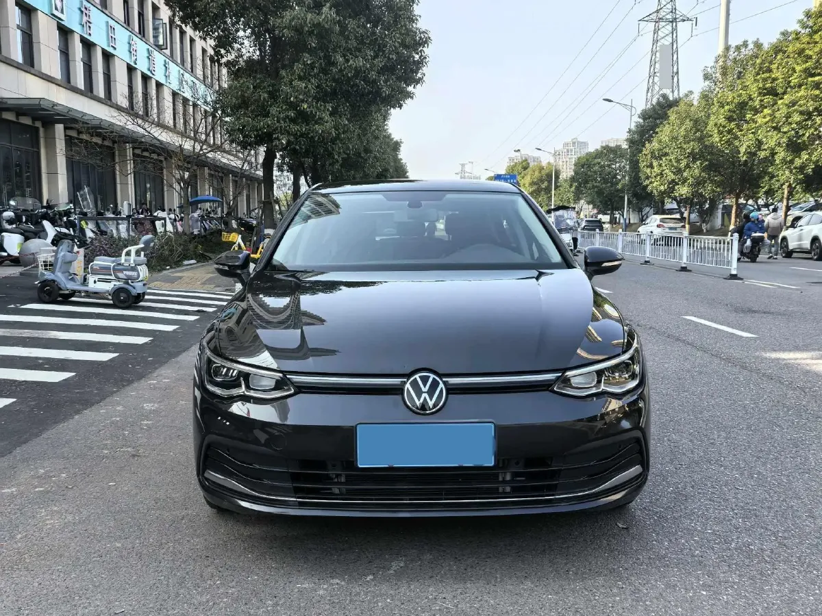 2023 Volkswagen Golf 1.4T 150HP L4 7DCT,autocango,china used car exporter,china ev exporter,chinese used car exporter,chinese used ev exporter