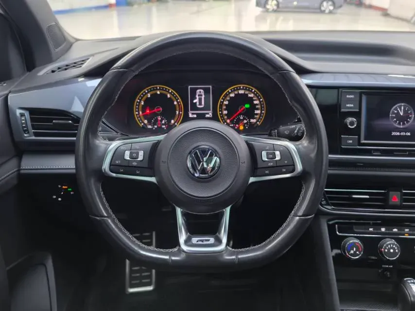 2019 MINI MINI 1.5T 102HP L3 7DCT,autocango,china used car exporter,china ev exporter,chinese used car exporter,chinese used ev exporter