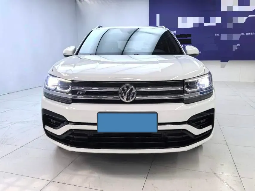 2019 MINI MINI 1.5T 102HP L3 7DCT,autocango,china used car exporter,china ev exporter,chinese used car exporter,chinese used ev exporter